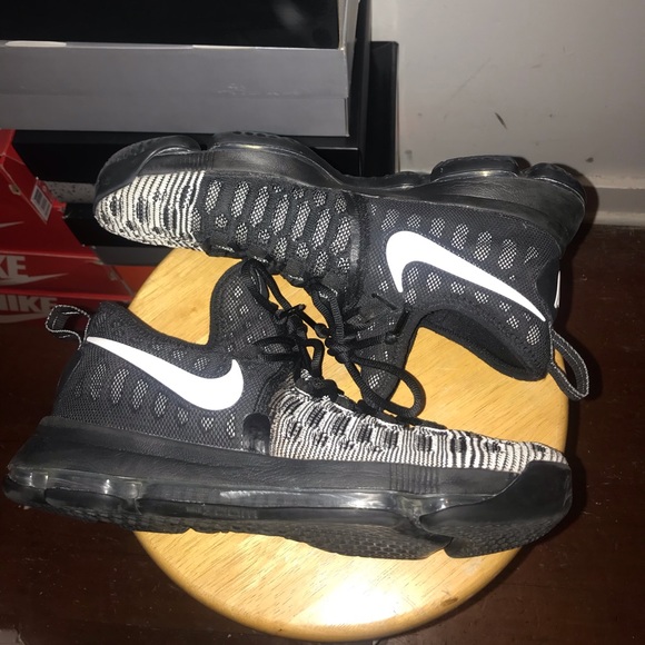 KD 9 - Picture 1 of 1